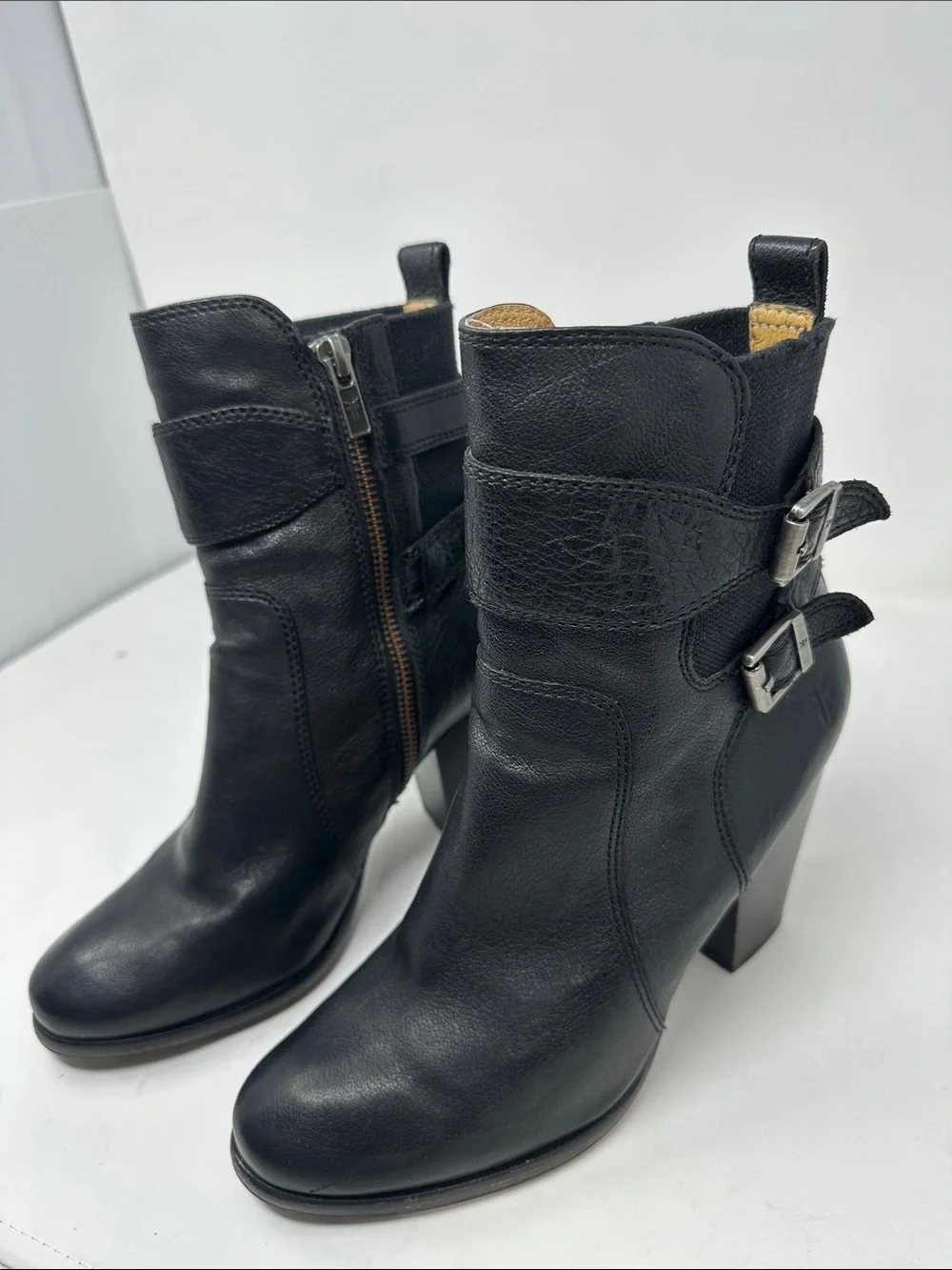Frye Ankle boots Size 8